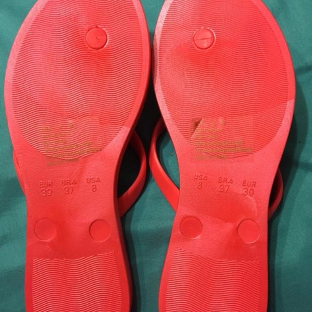 Flip flops - Picture 2 of 2